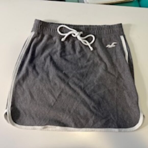 Women's Grey Hollister Sweat Skirt Size Extra Small - Picture 1 of 6